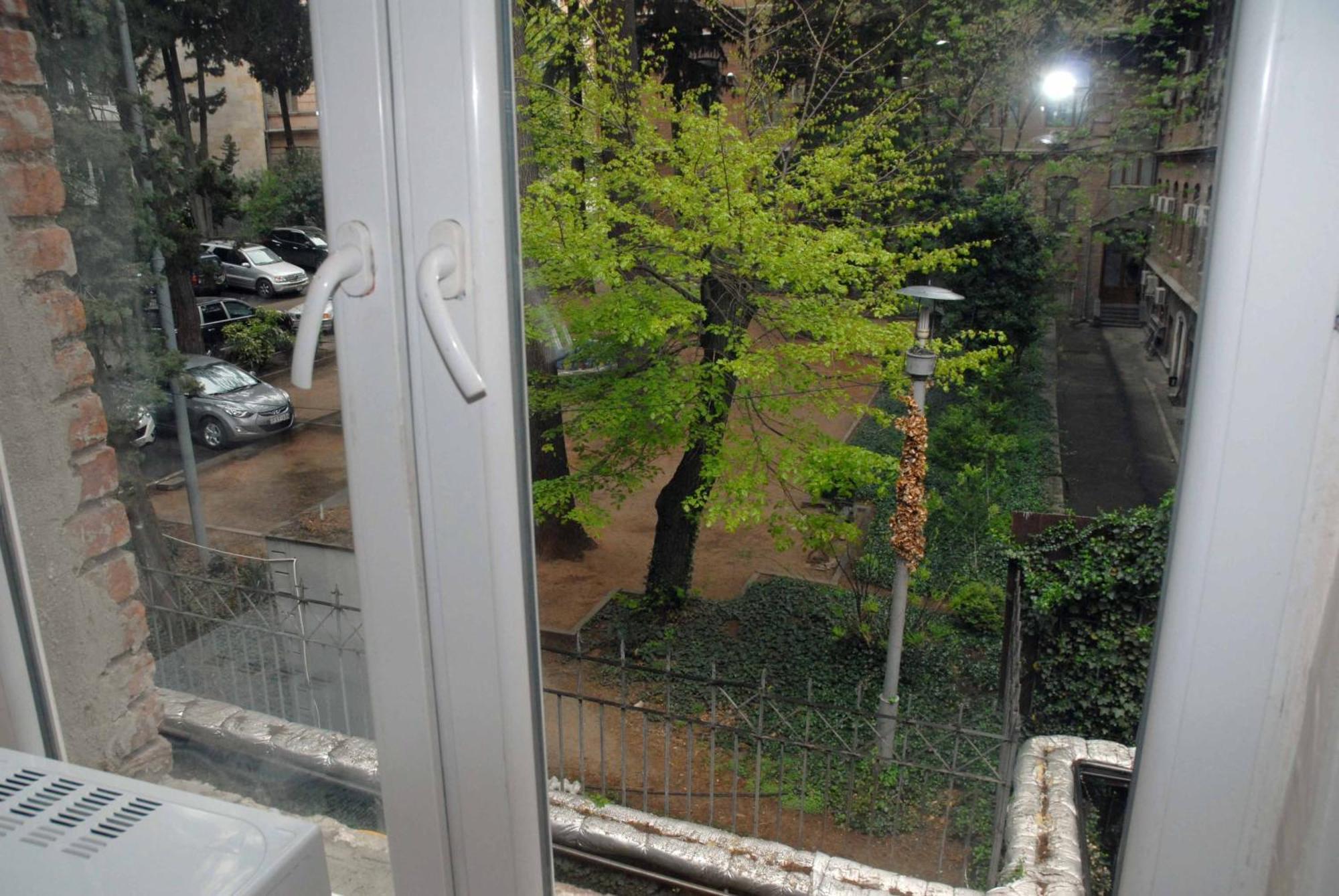 Old Tbilisi Trio Apartments Oda fotoğraf